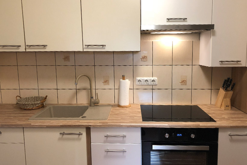 Kitchen - Room Rental for Commuters and Fitters