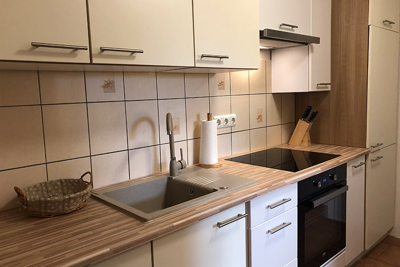 Kitchen - Room Rental for Commuters and Fitters