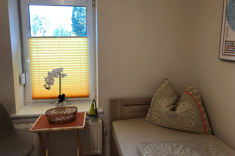 Zimmer 2 - Zimmer mit einem Bett - Vermietung Zimmer 2 - Zimmer mit einem Bett - Zimmervermietung für Pendler und Monteure