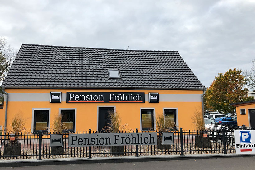 House - Pension Fröhlich - Apartments in Nuthetal